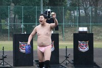 とにかく明るい安村 (c)関西テレビ