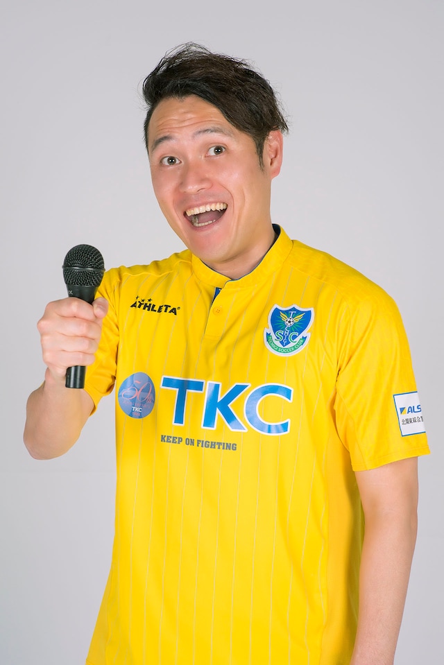 栃木SCの公式応援リポーターに就任した、インスタントジョンソン・スギ。。