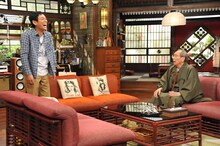 （左から）明石家さんま、笑福亭松之助。 (c)関西テレビ