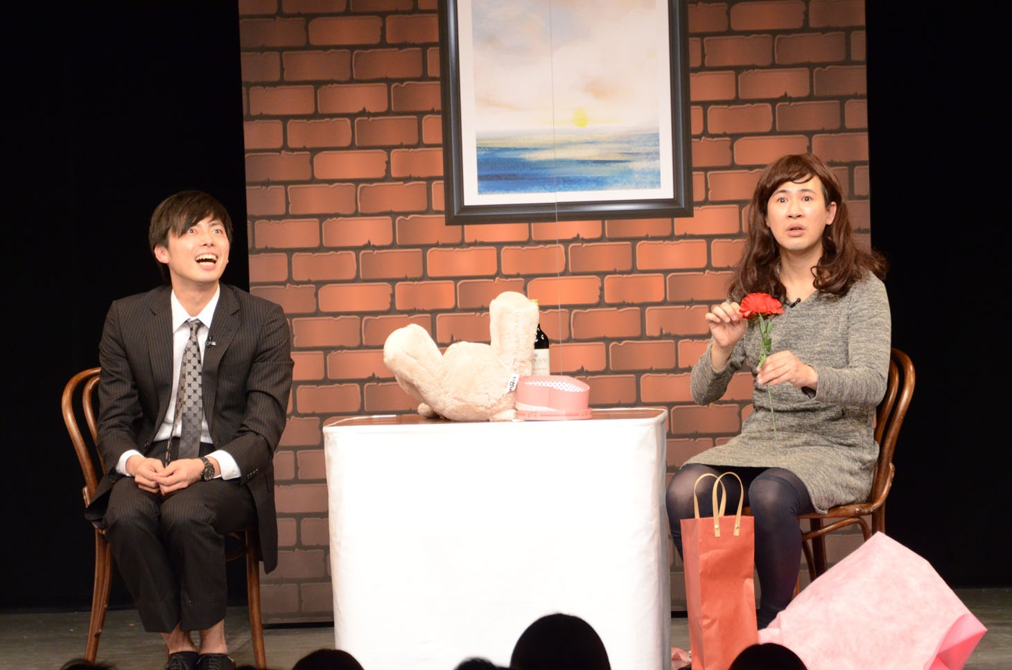 単独ライブ「馬鹿かしこ」の様子。