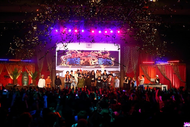 「第9回高校生RAP選手権」の様子。(c)areUme?