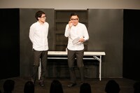 「シソンヌライブ『モノクロ』2016」の様子。