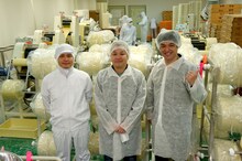 シャンプーハットてつじ（右端）