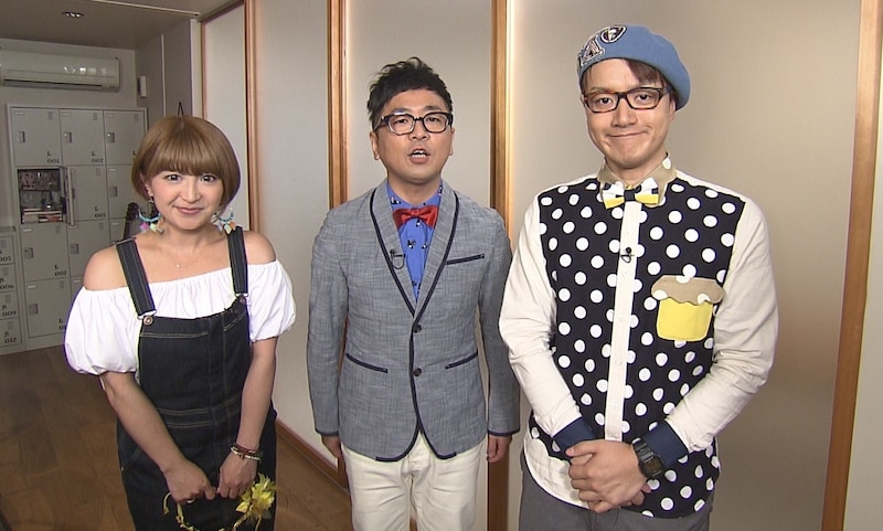 左から矢口真里、パンクブーブー黒瀬、KENJI。(c)FBS