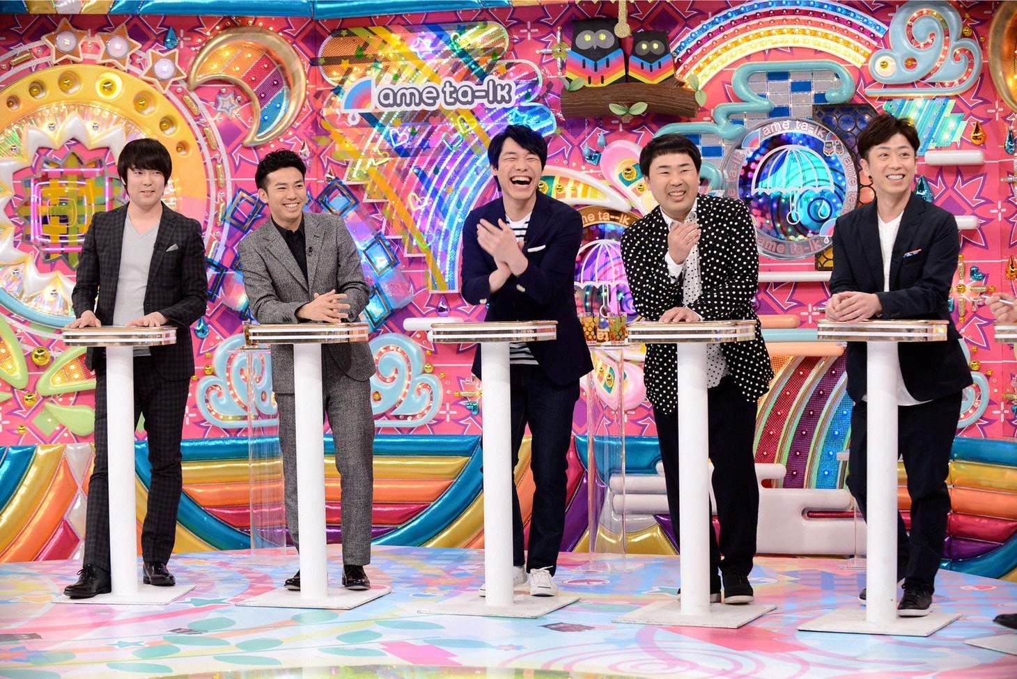 「アメトーーク！」の「立ちトーーク」の出演芸人たち。(c)テレビ朝日