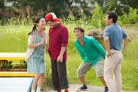 「手をつないでかえろうよ～シャングリラの向こうで～」のワンシーン。