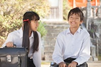 「手をつないでかえろうよ～シャングリラの向こうで～」のワンシーン。