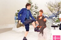 新ギャグを披露するウエンツ瑛士。