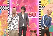 左からケンドーコバヤシ、千原ジュニア、バイきんぐ小峠。(c)読売テレビ