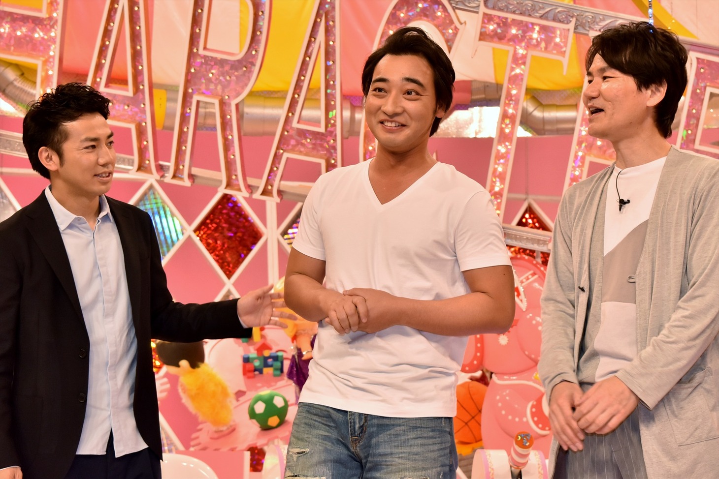 （左から）ピース綾部、ジャングルポケット斉藤、南原清隆。