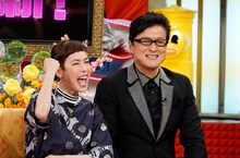 左から久本雅美、陣内孝則。(c)読売テレビ