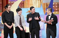 グランジとハライチ澤部（右端）。(c)テレビ東京