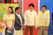 （左から）西内ひろ、カンニング竹山、博多華丸・大吉。(c)フジテレビ