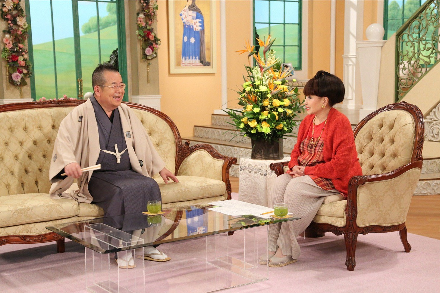 「徹子の部屋」に出演する（左から）桂文珍、黒柳徹子。(c)テレビ朝日