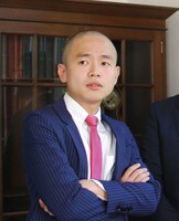 弱い人たちのゾフィー上田。