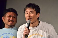 なだぎ武（右）