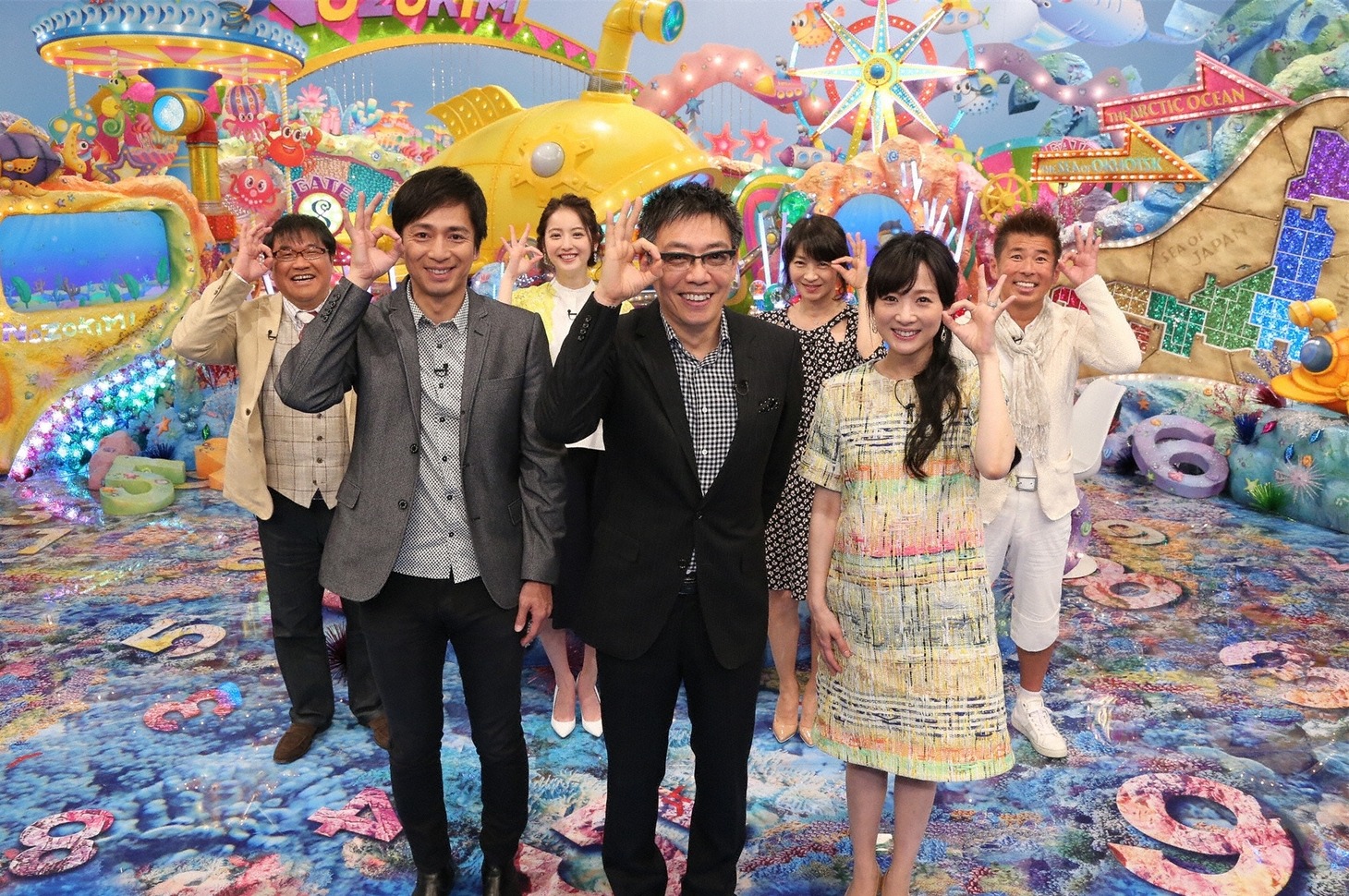 新バラエティ「ニッポンのぞき見太郎」の出演者たち。(c)関西テレビ