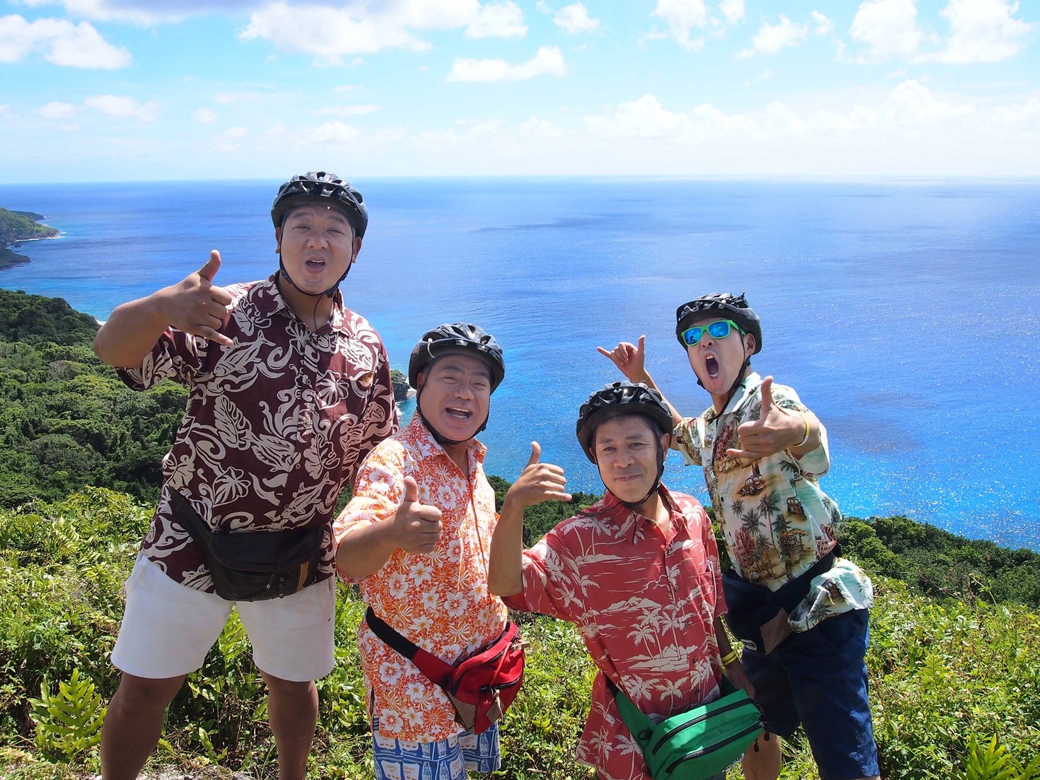 DVD「東野・岡村の旅猿8 プライベートでごめんなさい…グアム・スキューバライセンス取得の旅 ワクワク編 プレミアム完全版」 (c)2016 日本テレビ