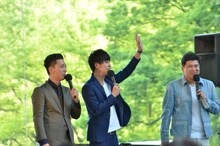 垣花正アナウンサーとトークするニューヨーク。