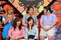 ハイヒール・モモコ率いる「なにわのコテコテ モモコ会」。(c)日本テレビ