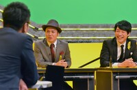 回答席左からシャンプーハットこいで、麒麟・川島。