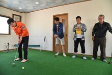 「ますだおかだのオモログ」のワンシーン。(c)関西テレビ