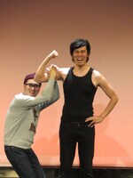 「力持ち」のワンシーン。