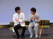 「病院にて」のワンシーン。