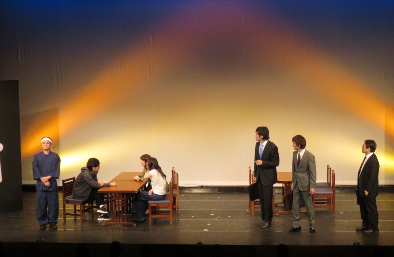 「ライオンキング」に触発された演出も、「すいているのに相席4」2DAYS盛況