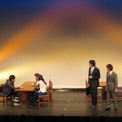 「ライオンキング」に触発された演出も、「すいているのに相席4」2DAYS盛況