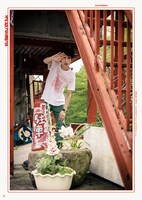 「『タワレコアパレル』2016SS STYLEBOOK」に登場するカラテカ矢部。