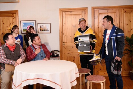 「ザキ山小屋」のワンシーン。(c)ABC