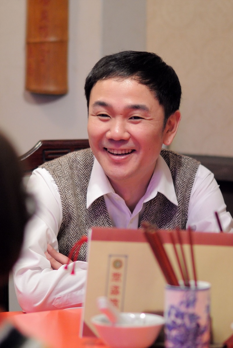 谷啓を演じる我が家・谷田部。(c)NHK