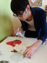 「ARTリレー」に参加するものいい横山。