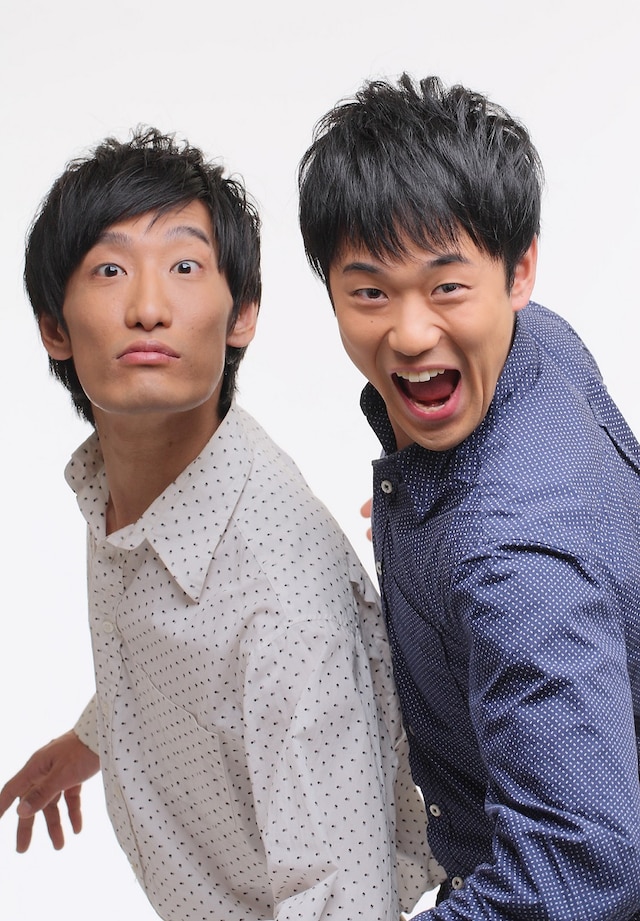 マッハスピード豪速球。左から坂巻裕哉、ガン太。