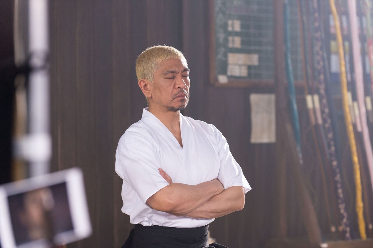 松本人志が弓道部顧問に、厳粛な雰囲気の中「バイトするならタウンワーク！」