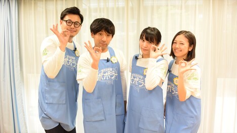 （左から）アルコ＆ピース、根岸愛、森詩織（共にPASSPO☆）。(c)テレビ朝日