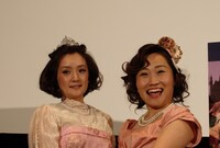 （左から）千秋とキンタロー。。