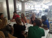 「ザキとロバ」のワンシーン。(c)メ～テレ