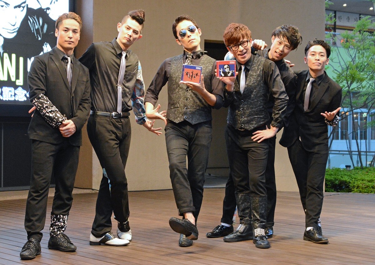 RADIO FISHのミニライブ大盛況、中田「武勇伝の呪縛から解放された！」