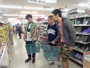 （左から）流れ星ちゅうえい、出川哲朗、品川庄司・品川。(c)CBC