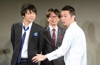 オープニングトークを行う（左から）磁石、スパローズ大和。