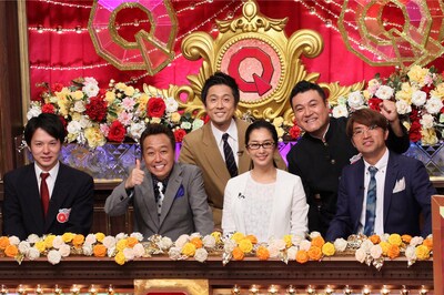 「Qさま!!」の出演者たち。(c)テレビ朝日