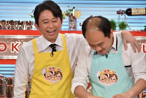 （左から）有吉弘行、トレンディエンジェル斎藤。(c)関西テレビ