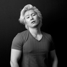 メイプル超合金・カズレーザー