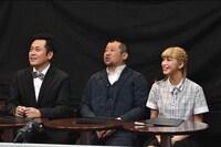 「有田ジェネレーション」に出演する（左から）くりぃむしちゅー有田、ケンドーコバヤシ、紗蘭。(c)TBS