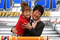 （左から）鈴木奈々、林修。