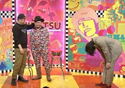 左からケンドーコバヤシ、ハリウッドザコシショウ、千原ジュニア。(c)読売テレビ