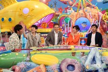 左からますだおかだ岡田、和田アキ子、生瀬勝久、高島彩、チュートリアル徳井。(c)関西テレビ