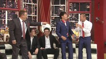 左からサンドウィッチマン、林信亨マネージャー、U字工事。(c)日本テレビ